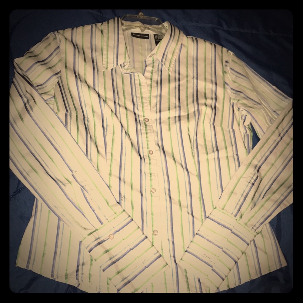 New York & Company button up shirt